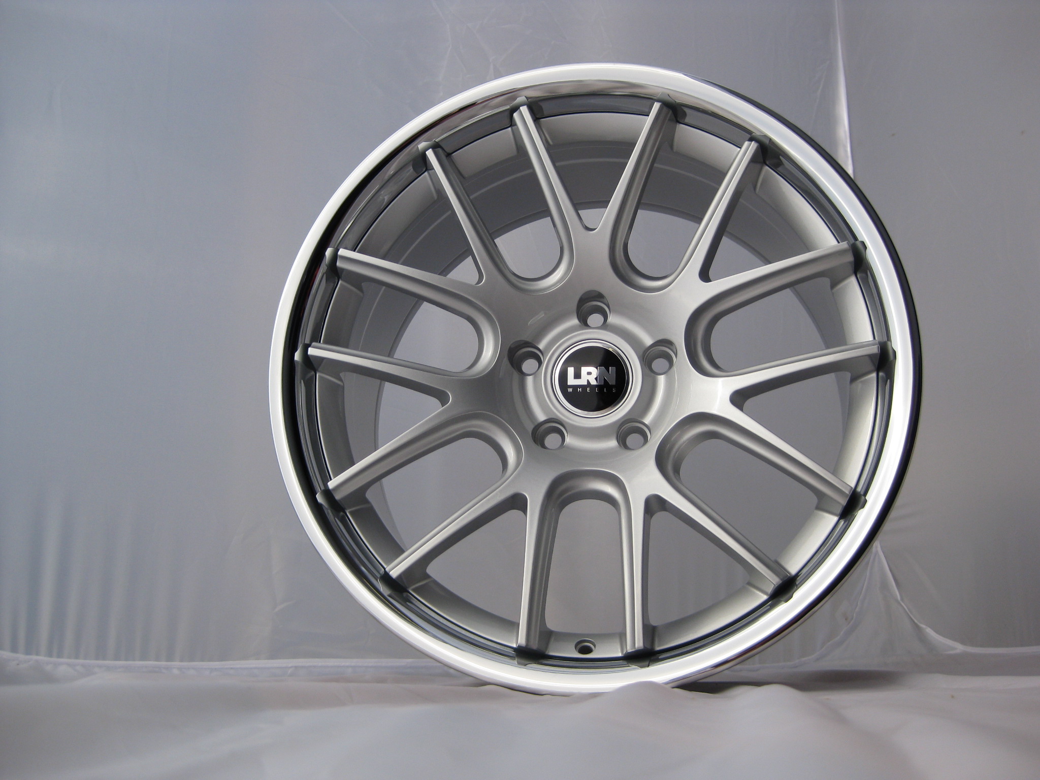NEW 19  LRN VECTOR ALLOY WHEELS IN SILVER WITH INOX DISH